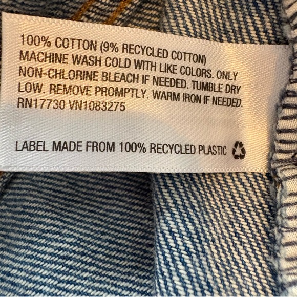 Universal Thread Denim Jeans Women's Size 14
Relaxed Wide Leg 100% Cotton NWT - Picture 12 of 13